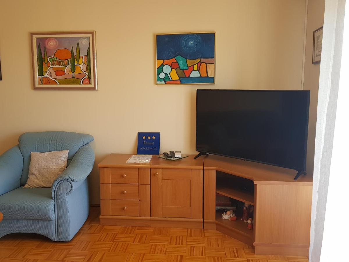 Apartment Korni 波雷奇 外观 照片