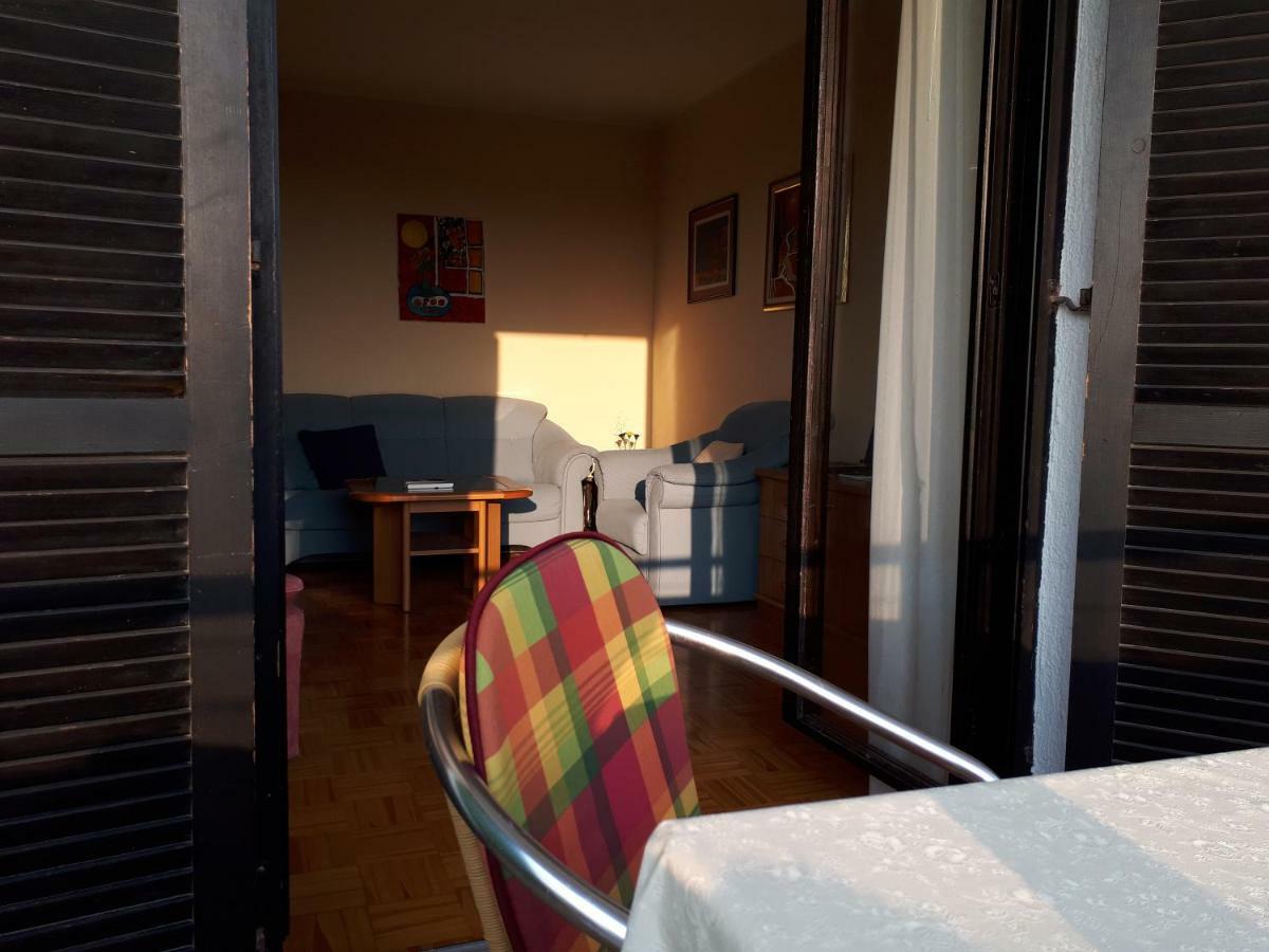 Apartment Korni 波雷奇 外观 照片
