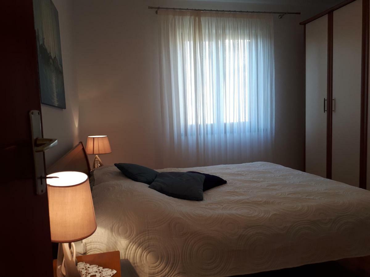 Apartment Korni 波雷奇 外观 照片